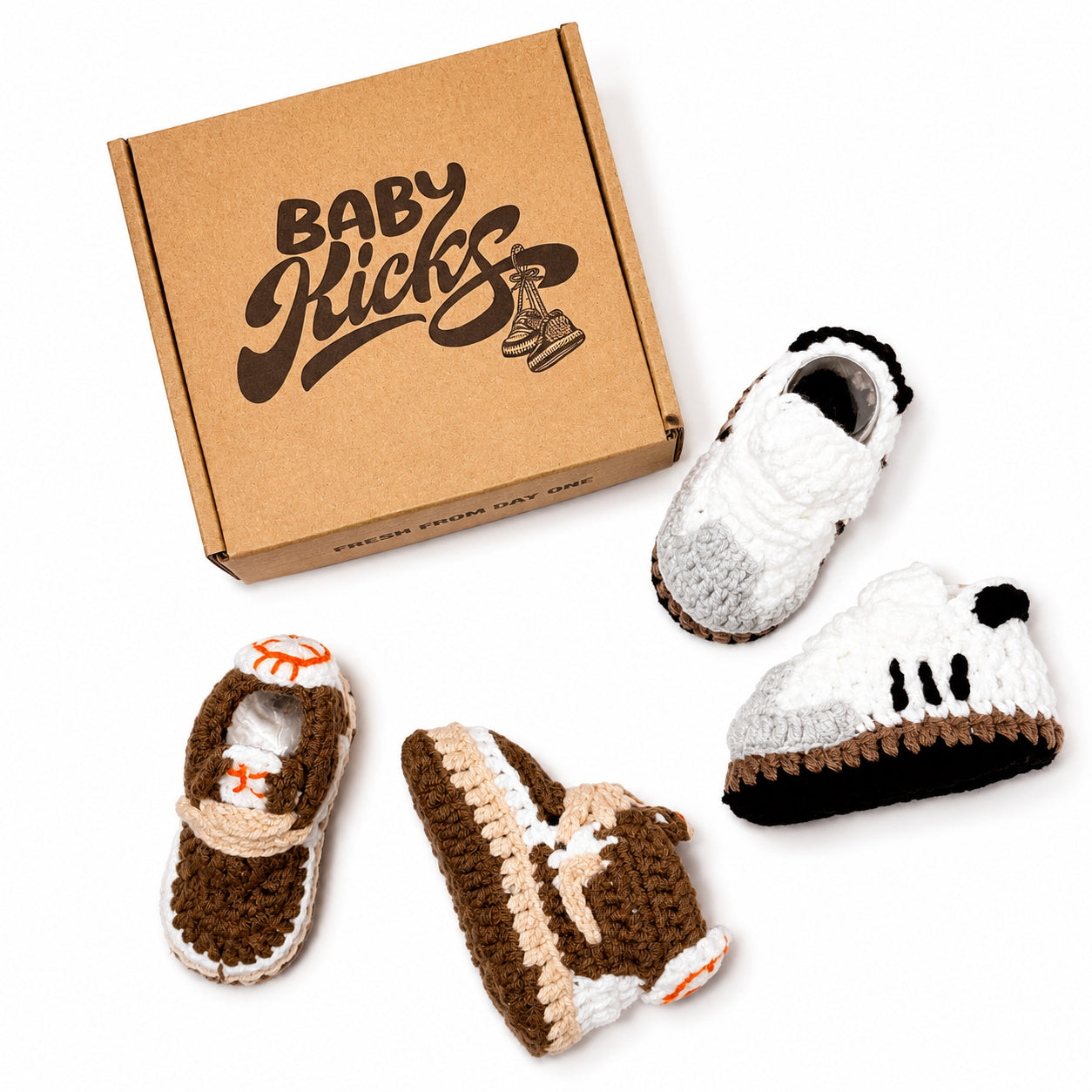 Kraamcadeau Set Neutraal, 2 paar gehaakte babysneakers