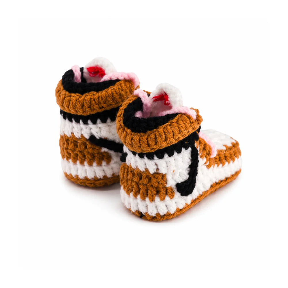 The Travis Mocha Babykicks