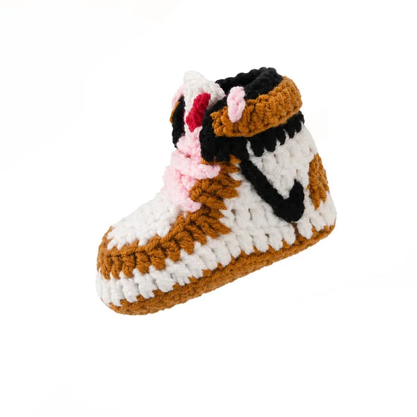 The Travis Mocha Babykicks